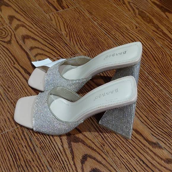 Bamboo Silver and Tan Women's Heels - Picture 1 of 9